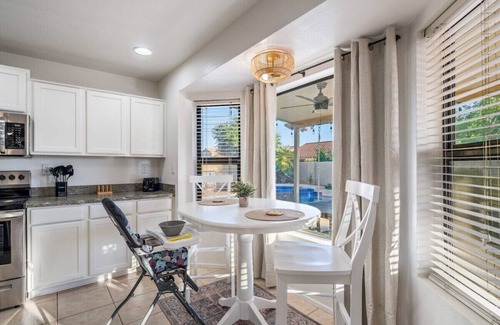 Peoria Casa | NEW Sportscourt|Huge Pool|Gameroom|Peoria Paradise