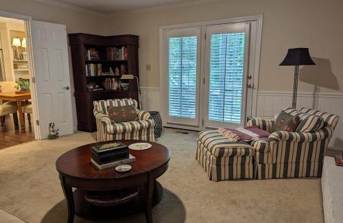 Durham Casa | New! Stately 3br25ba Near Rockwood