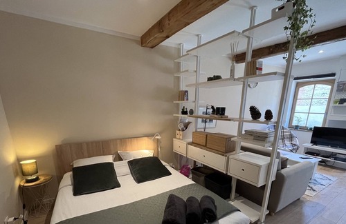Merville Casa | New studio near the castle