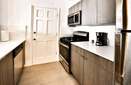The Roads Condominio | ✨New Studio plus Free Parking fee