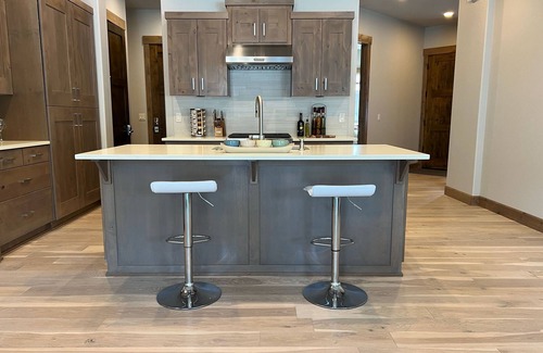 Bend Casa | New, Stunning & Modern Luxury, Fire Pit, A/C, Golf, Bike, Hike & Mt Bachelor