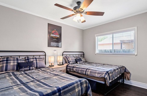 Heritage Casa | NEW! Stylish home close to BMT/Seaworld/Lackland