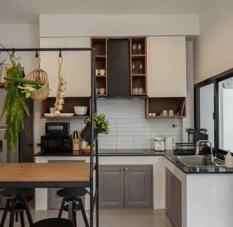 Phra Khanong Nuea Casa | New Stylish Modern Home 4BR 12pax 200m BTS PhraKhanong