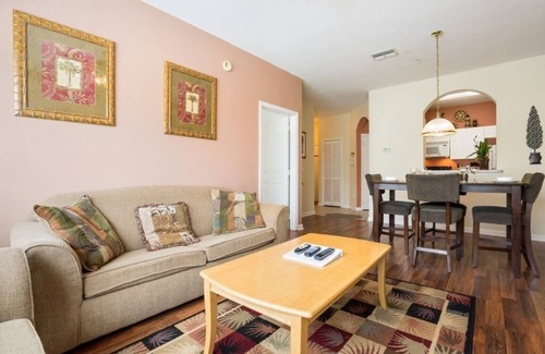 Windsor Palms Condominio | NEW! Stylish Resort Condo w/Amenities | 10 Min to Disney Parks