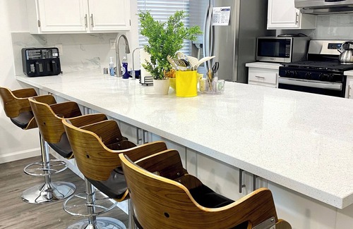 Mira Mesa Casa | New Stylish Stay Mira Mesa home W/Game Room Fun Near All Hot Spots of San Diego!