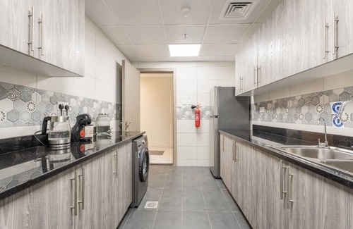 Sharjah Apartamento | New sunny spacious 2BR beach view APT