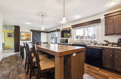 Port Clinton Casa | NEW! Sunsets & Serenity: Port Clinton Waterfront Stay