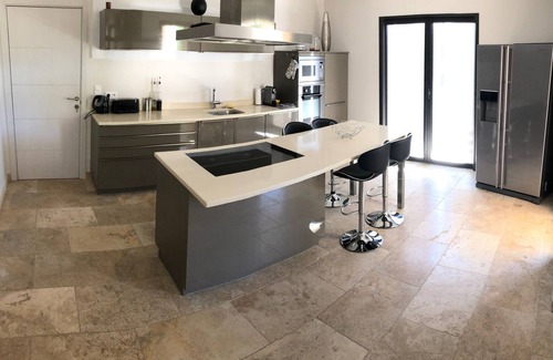 St.-Remy-de-Provence Villa | NUEVO Espléndido chalet - valla de la piscina climatizada - Jardín de 4000m - St-Rémy-de-Pza