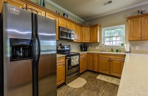 Central Myrtle Beach Casa | New! Tee by the Sea-Beautiful View on Golf Course!