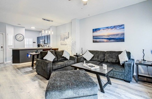 Kissimmee Casa | NEW! Terra Verde Resort Stay: Themed Townhome w/Jacuzzi, Near Disney
