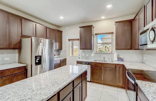 Wetmore Casa | NEW! Texy-Mexy Bungalow: Spacious 3-Bedroom House w/ Full Access & Pets Welcome!