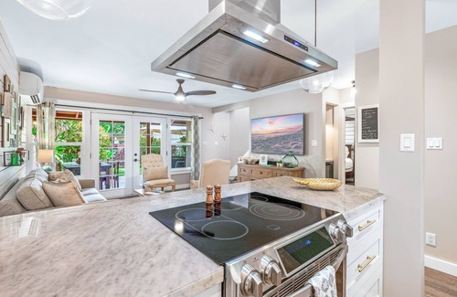 Downtown Lahaina Casa | ¡Nuevo! El Cottage Aloha en Puamana, Maui Hawaii