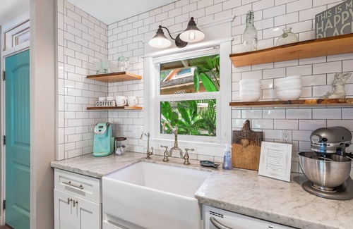 Downtown Lahaina Casa | ¡Nuevo! El Cottage Aloha en Puamana, Maui Hawaii