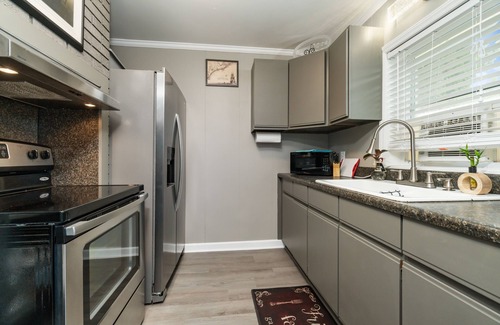 Newport Cabaña | NEW The Broad Creek Cottage is awaiting your adventure on the Crystal Coast