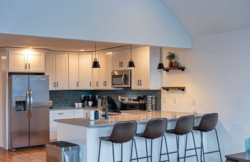 Long Pond Casa | NEW The Nordic Lakehaus | Hot Tub & Theater Room