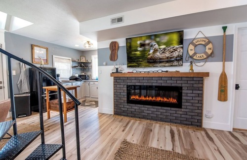 Russells Point Cabaña | NEW! ❤️ The Pointe House ❤️ LAKE VIEW and BOAT DOCK