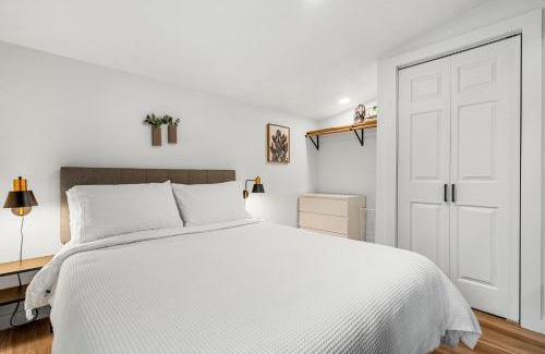 Wimberley Casa | NEW! The Yellow Door- Downtown Wimberley w/River Access