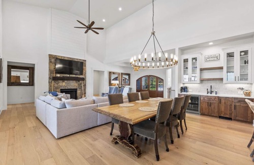 Lake Norman of Catawba Casa | New to Lake Norman -Private pool with water views! Great for Families!