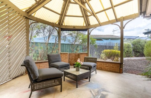 Dickson Apartamento | New to VRBO: 4BR/2BA House Nestled in a Quiet Spot in Dickson