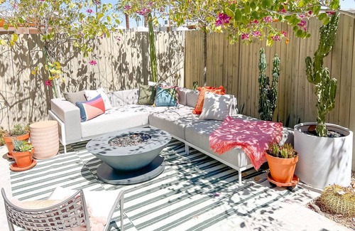 Twin Palms Condominio | New to VRBO! MidCentury Modern Bungalow @ Ocotillo Lodge