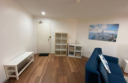 Kingston Apartamento | New to VRBO: Quiet 2 bedroom Apt in the heart of old Kingston