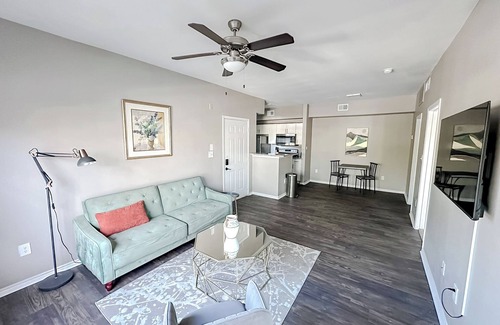 South Side Apartamento | New to Vrbo Sleepover Dashing 1BD/1BA + Gym - Corpus Christi