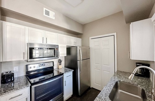 South Side Apartamento | New to Vrbo Sleepover Stunning 1BD/1BA + Gym - Corpus Christi
