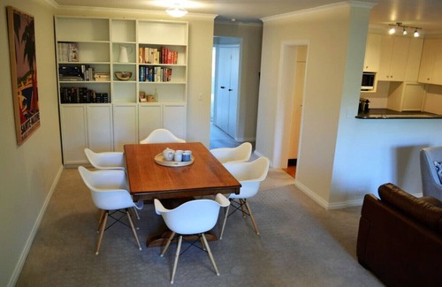 Reid Apartamento | New to VRBO: Spacious 2BR APT Next to the City