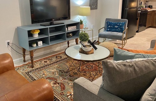 Durham Casa | New Townhome beautiful & cozy 3br