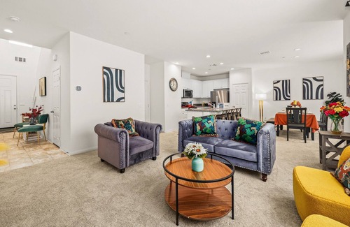Chino Condominio | New Townhouse/3BD/2.5BA
