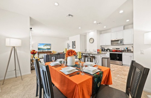 Chino Condominio | New Townhouse/3BD/2.5BA
