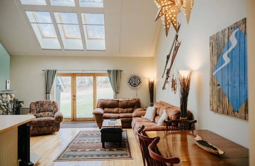 Plymouth Apartamento | NEW! Townhouse - Tenney Mountain Resort