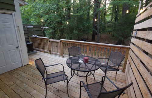 Durham Casa | NEW! Tranquil 2bd Townhome Min to RTP, Downtown Durham, Chapel Hill, RDU