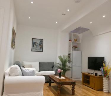 West Kensington Apartamento | New Two Bedroom Flat - With Terrace