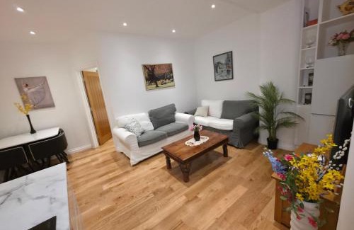 West Kensington Apartamento | New Two Bedroom Flat - With Terrace