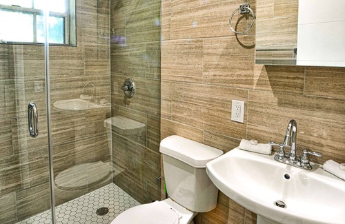 The Roads Condominio | ✨New Two Bedroom plus Free Parking