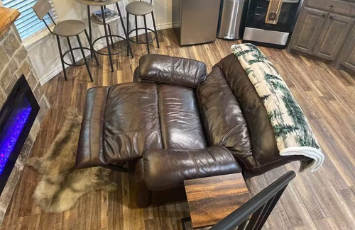 Canton Apartamento | NEW Unforgettable, Hidden Gem~The Cedar Silo! Near Canton, Tx,