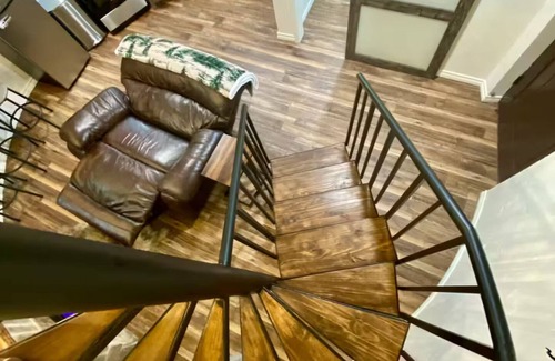 Canton Apartamento | NEW Unforgettable, Hidden Gem~The Cedar Silo! Near Canton, Tx,
