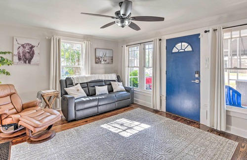 Douglasville Casa | NEW! Updated Historic Home in Dtwn Douglasville!