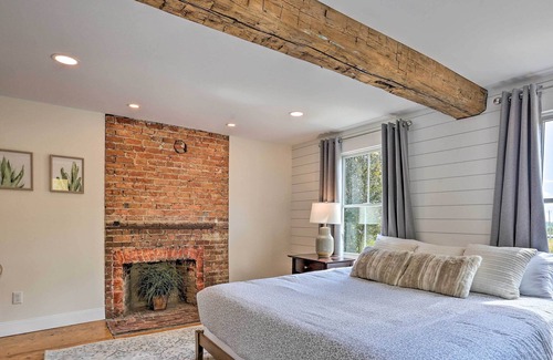 Westtown Otro | New! Updated Hudson Valley Farmhouse near Legoland and more
