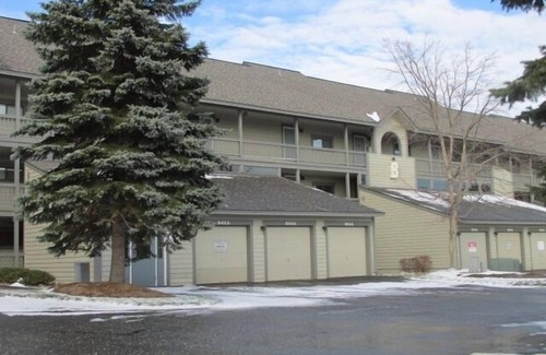 Champion Condominio | Ski In, Ski Out Slopeside Condo - Limpio, acogedor, cálido, fabuloso
