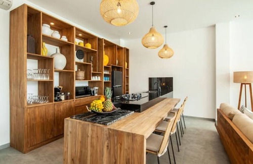 Laksmana Villa | New Villa 3 bedrooms Seminyak Oberoi 800m to beach