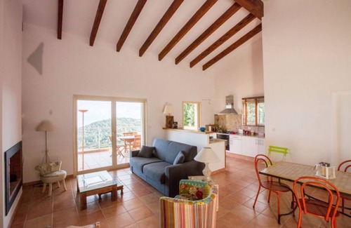 Coti-Chiavari Villa | NUEVA VILLA PISCINA CLIMATIZADA EXCEPCIONAL PANORAMA 6 PERSONAS