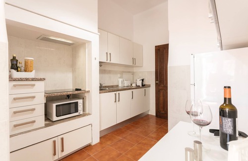 Linda-a-Velha Apartamento | NUEVO! Apartamento de época en Lisboa histórica