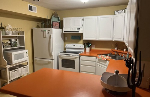 Yuma Casa | NEW! Water Front River House With Private Dock.