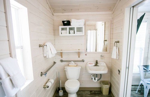 Steele Creek Casa | New Waterfront Cabin On The Large Sundeck 1 Bedroom Cabin by Redawning