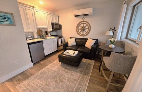Lewes Condominio | NEW... Waterfront Lewes Beach- Stunning 1st Floor One Bedroom Studio