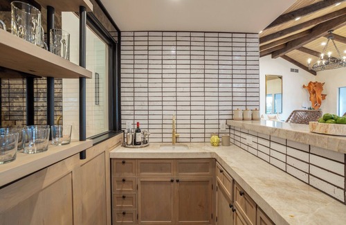 The Mesa Casa | NEW-Welcome to the Mesa Racquet Club Estate