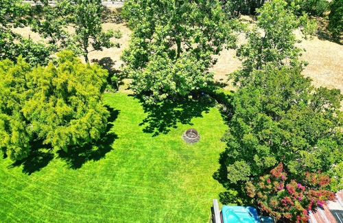 Santa Rosa Casa | New! Wine Country Family Oasis: Serene Vineyard Views, 3 units
