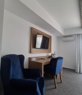 Bran Hotel | New Wolf